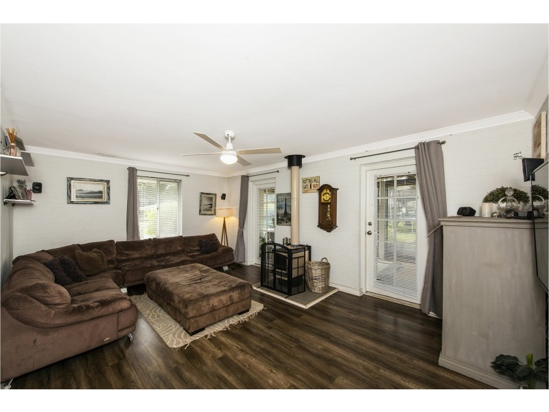 17 Nangkita Road, Lesmurdie WA 6076