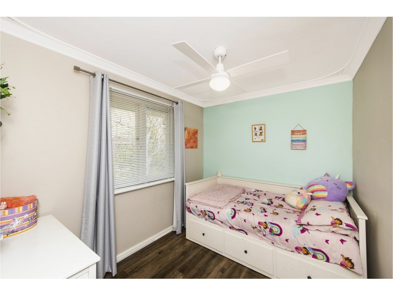 17 Nangkita Road, Lesmurdie WA 6076