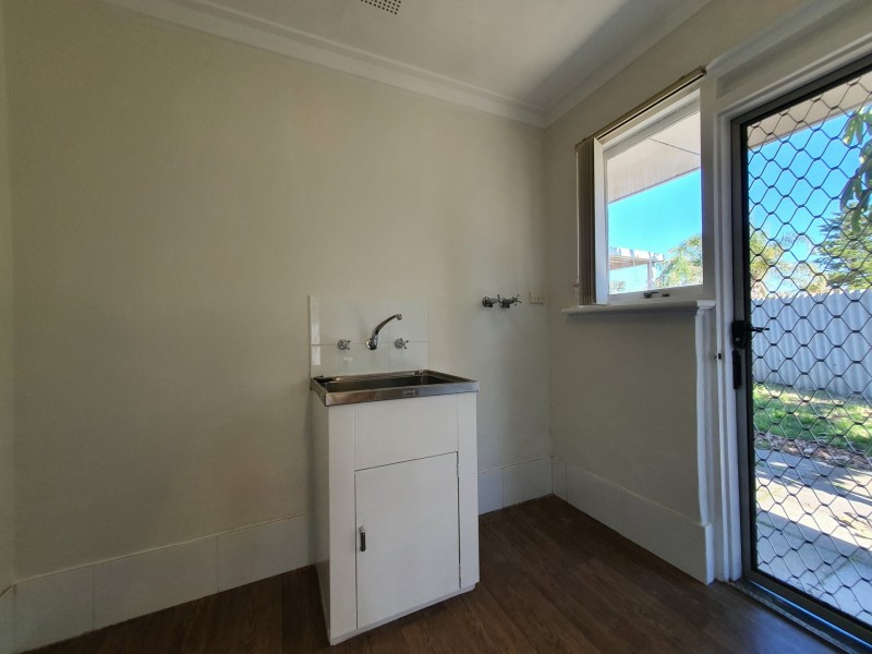 2 Margery Road, High Wycombe WA 6057