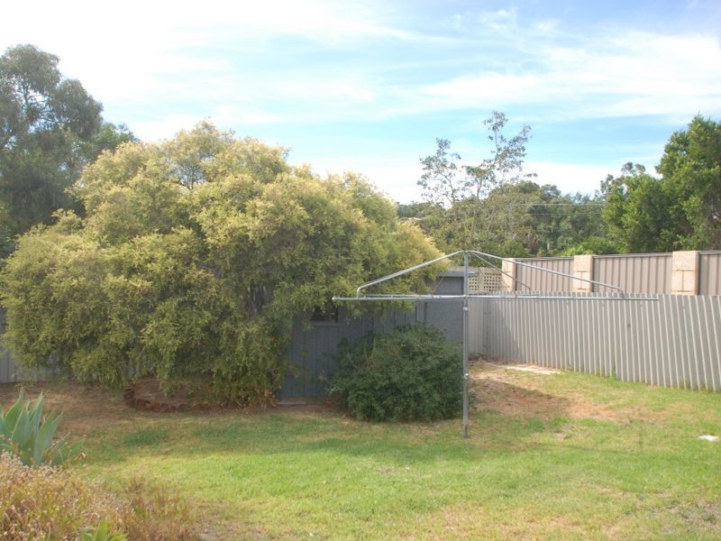 9 Scenic Drive, Maida Vale WA 6057