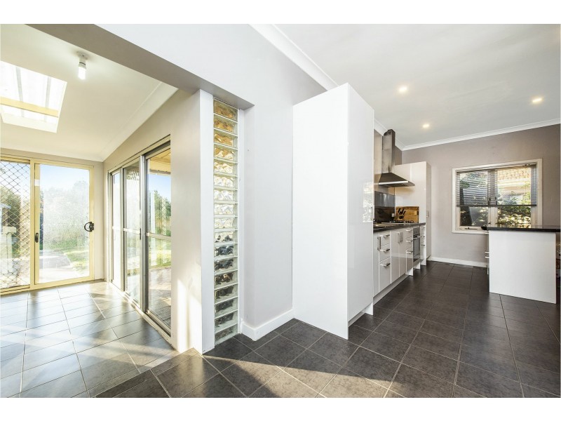 7 Fernan Road, High Wycombe WA 6057