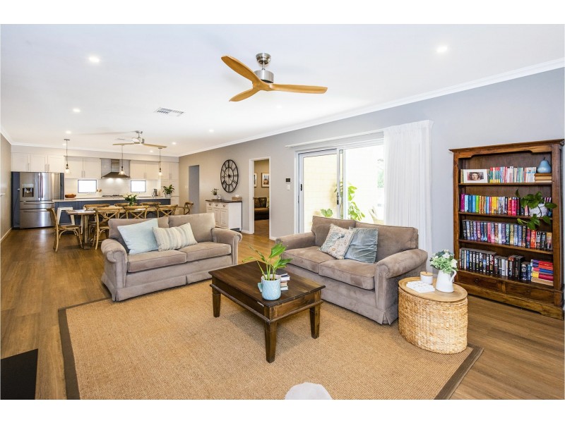 21A Recreation Road, Kalamunda WA 6076