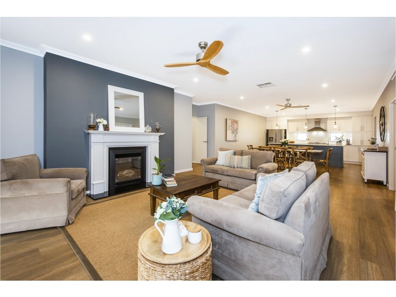 21A Recreation Road, Kalamunda WA 6076