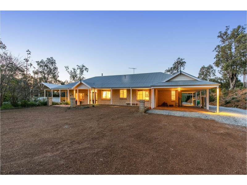 20 Dodd Road, Bickley WA 6076