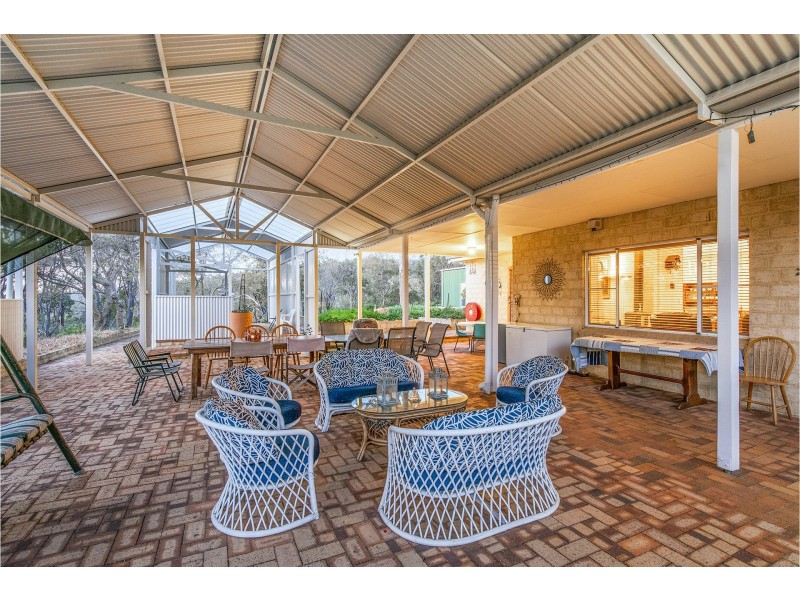 20 Dodd Road, Bickley WA 6076