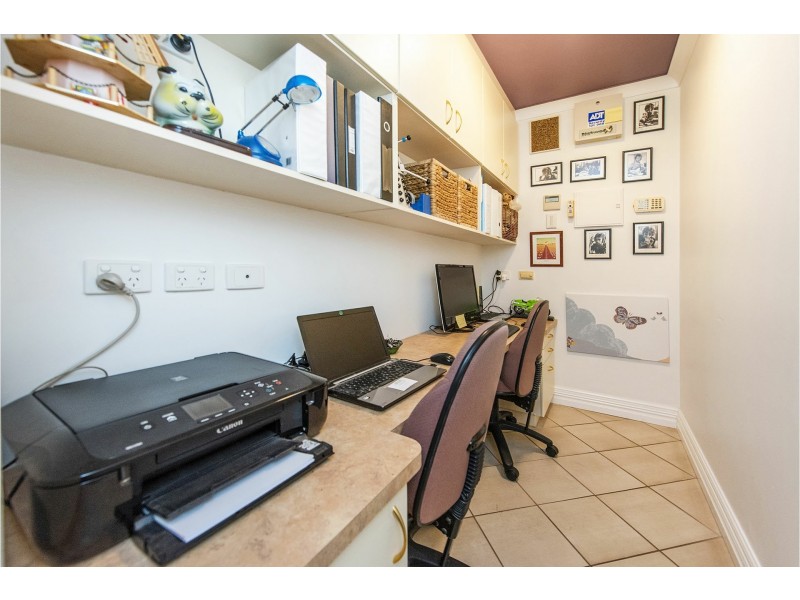 20 Dodd Road, Bickley WA 6076