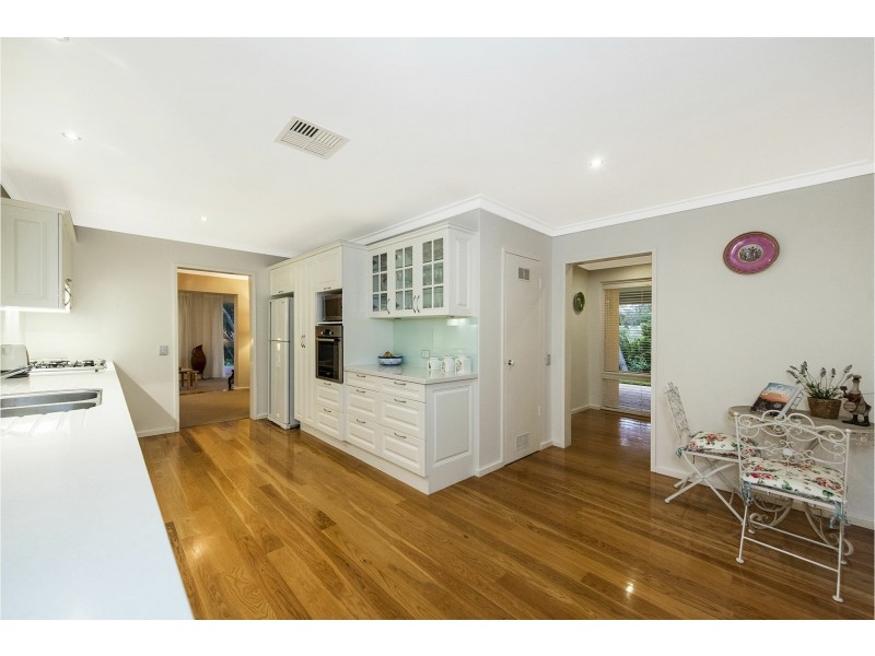 31 Zamia Road, Gooseberry Hill WA 6076