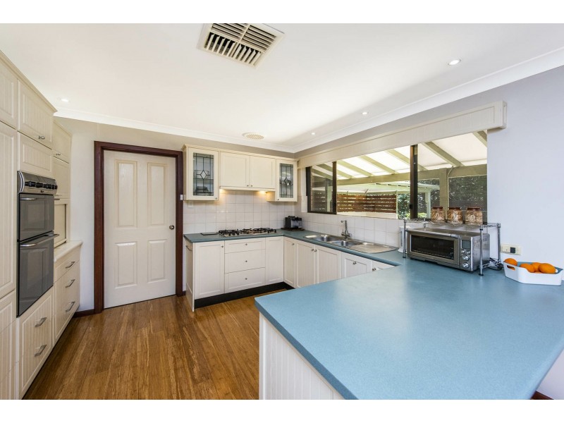 25 Pruiti Crescent, Lesmurdie WA 6076