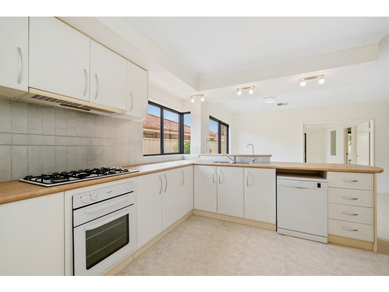 16 Maida Vale Road, Maida Vale WA 6057
