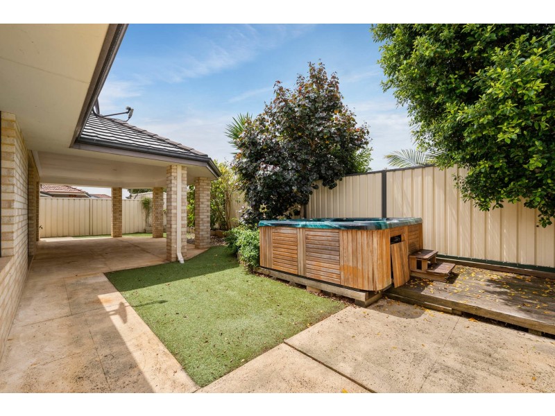 16 Maida Vale Road, Maida Vale WA 6057