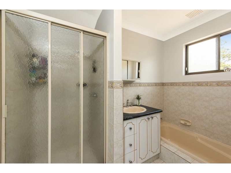 9 Mason Road, Kalamunda WA 6076