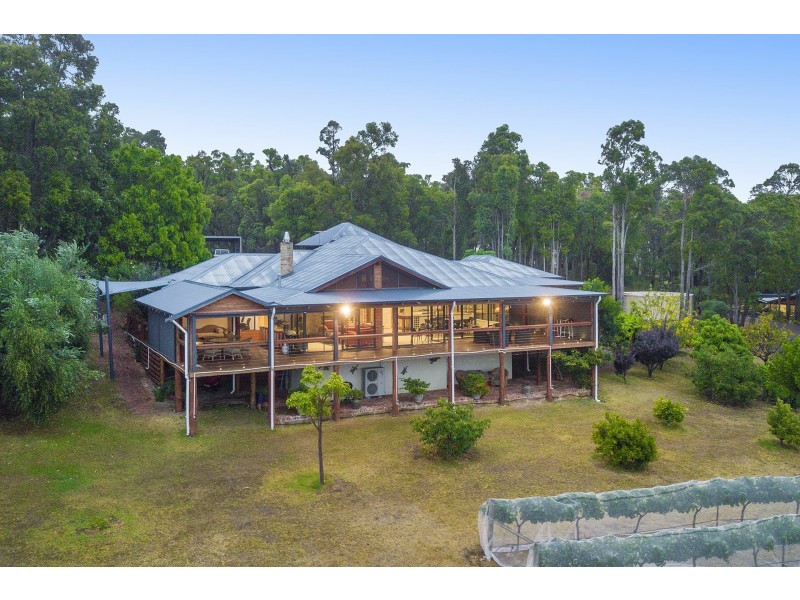 171 Canns Road, Bedfordale WA 6112