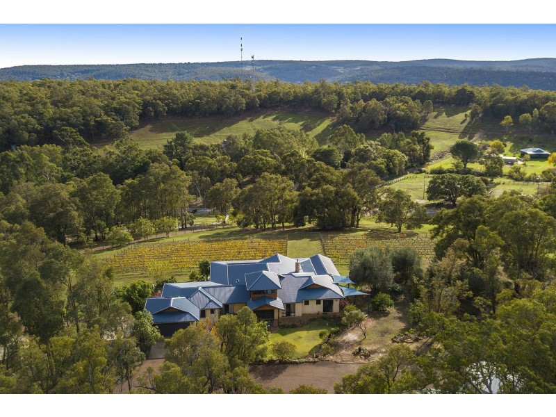 171 Canns Road, Bedfordale WA 6112