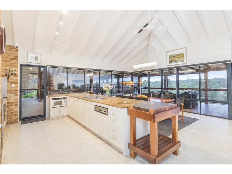 171 Canns Road, Bedfordale WA 6112