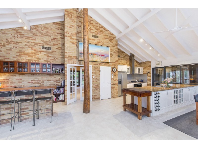 171 Canns Road, Bedfordale WA 6112