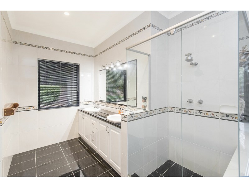 171 Canns Road, Bedfordale WA 6112