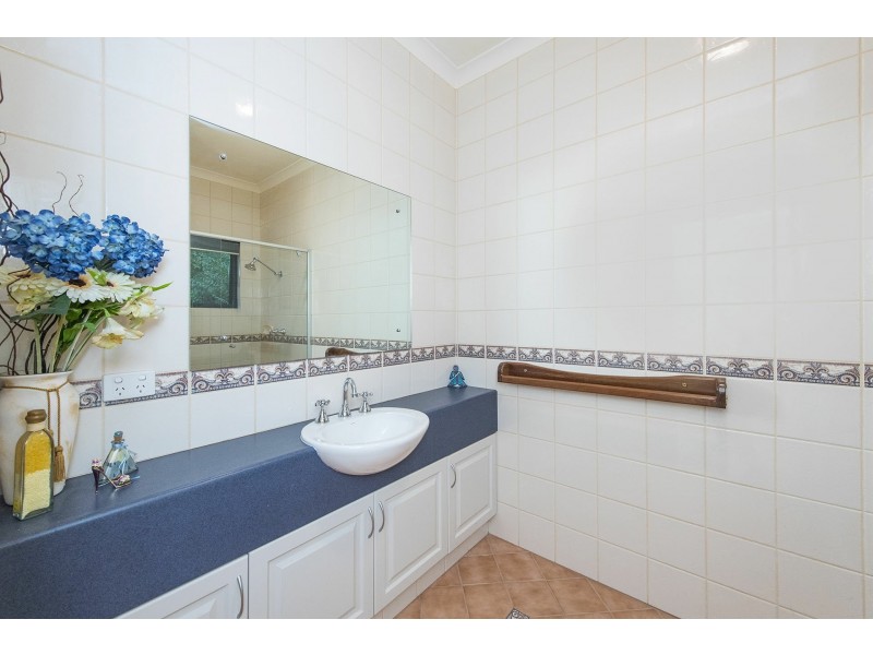 171 Canns Road, Bedfordale WA 6112