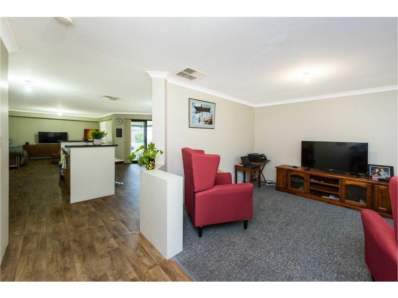 36 Prince Regent Boulevard, Gosnells WA 6110