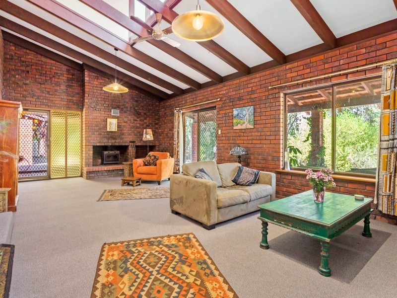 72 George Road, Lesmurdie WA 6076