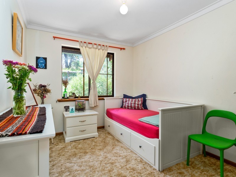 72 George Road, Lesmurdie WA 6076