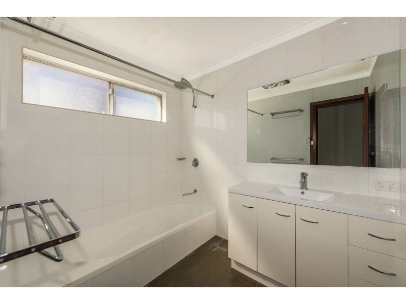 34 Range View Road, High Wycombe WA 6057