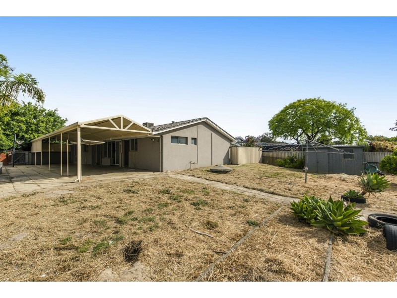 34 Range View Road, High Wycombe WA 6057