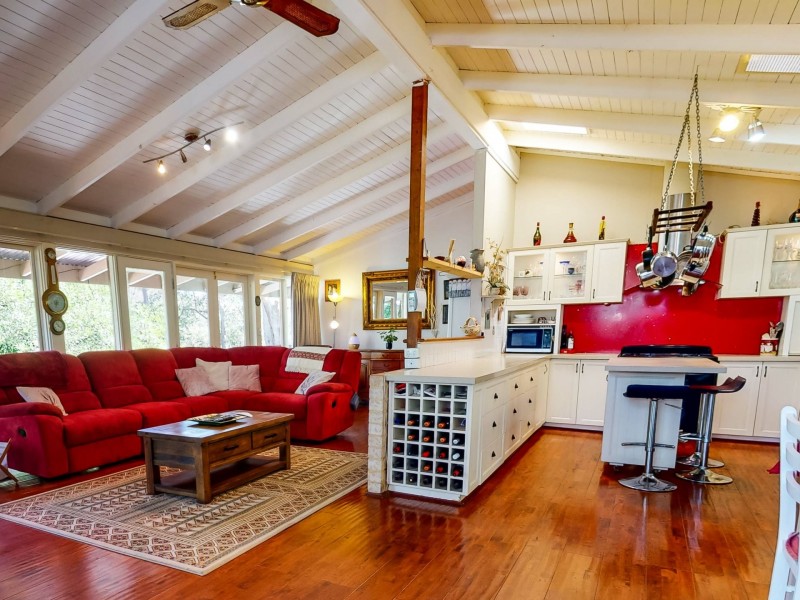 273 Aldersyde Road, Bickley WA 6076