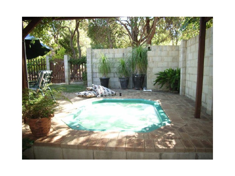 30 Goodall Street, Lesmurdie WA 6076