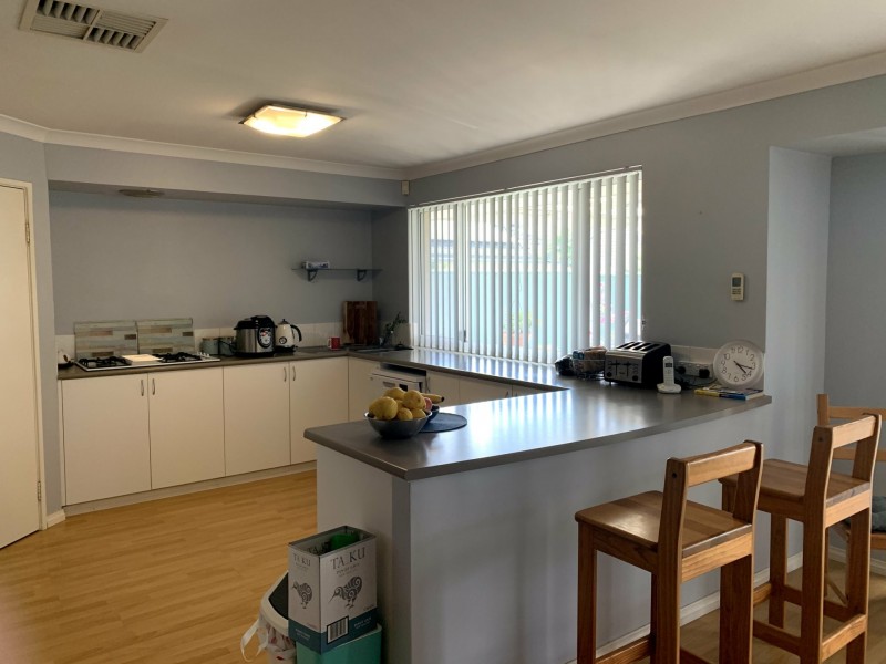 47 Maamba Road, Wattle Grove WA 6107