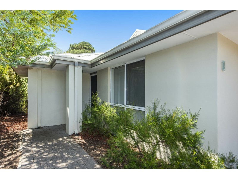Villa 1/460 Kalamunda Road, High Wycombe WA 6057