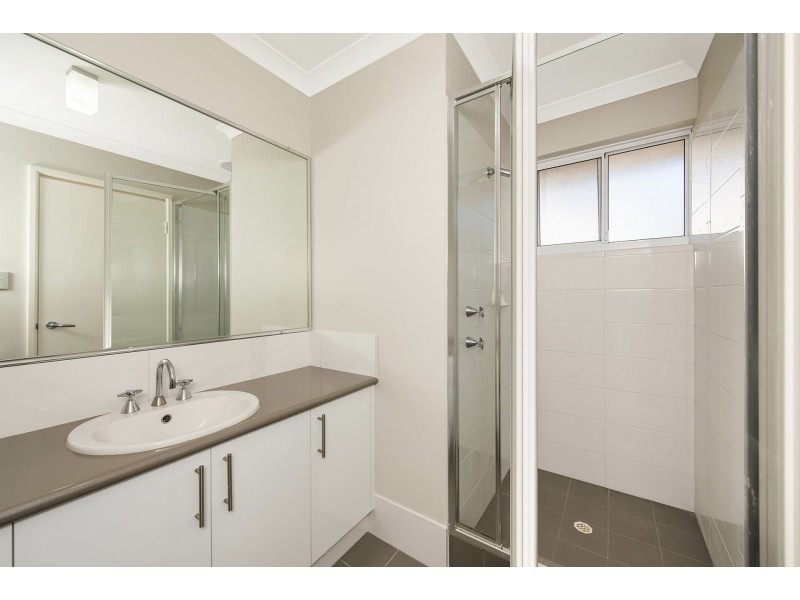 Villa 1/460 Kalamunda Road, High Wycombe WA 6057