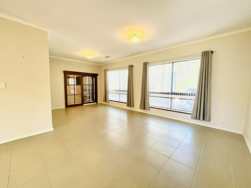 13A Rosea Close, Maida Vale WA 6057