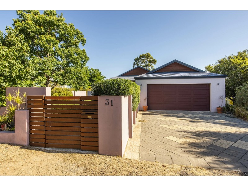 31 Urch Road, Kalamunda WA 6076