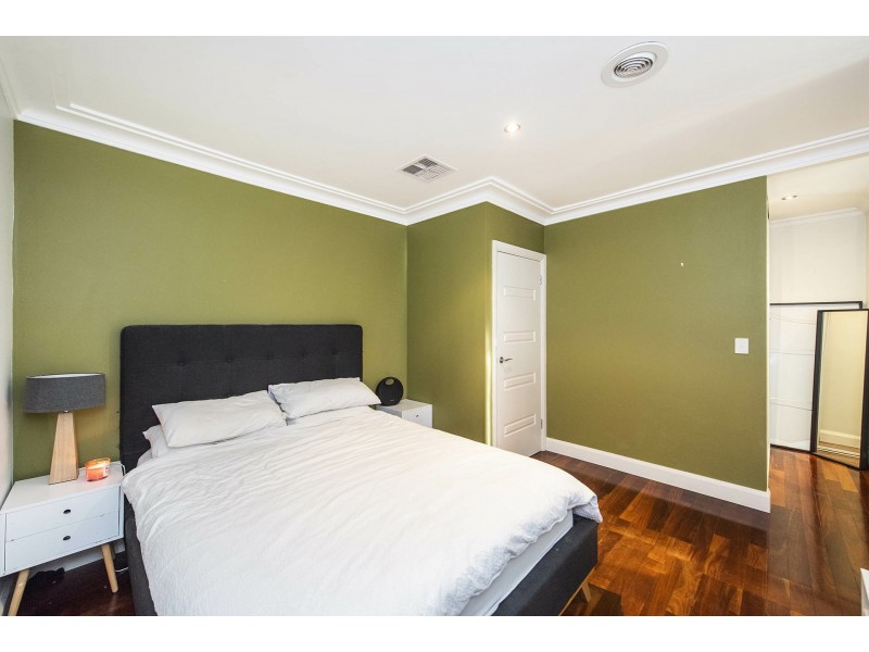 31 Urch Road, Kalamunda WA 6076