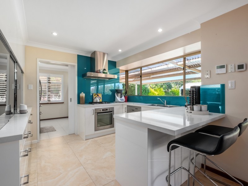 33 Cagney Way, Lesmurdie WA 6076