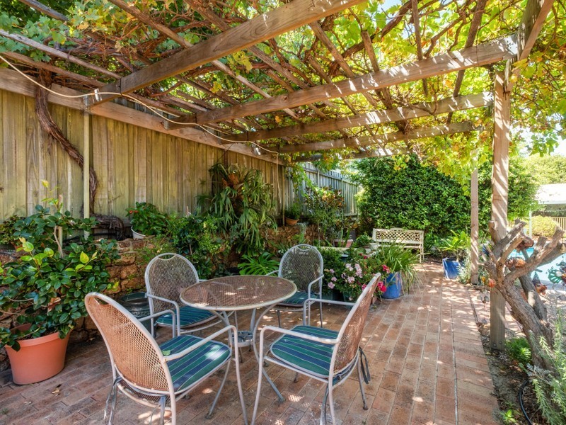 33 Cagney Way, Lesmurdie WA 6076