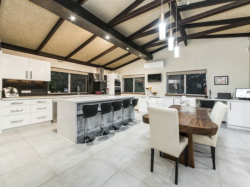 55 Basildon Road, Lesmurdie WA 6076