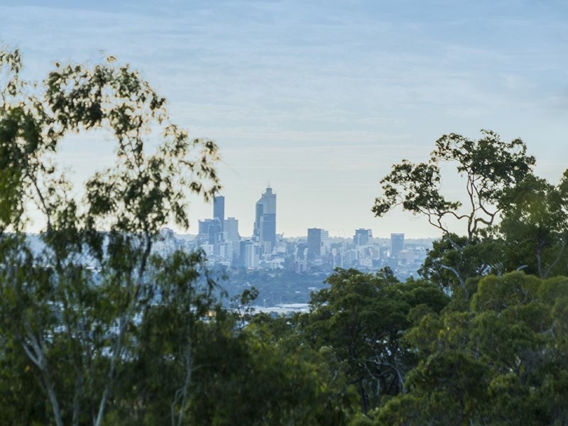 55 Basildon Road, Lesmurdie WA 6076