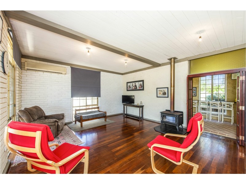 168 Carmel Road, Carmel WA 6076