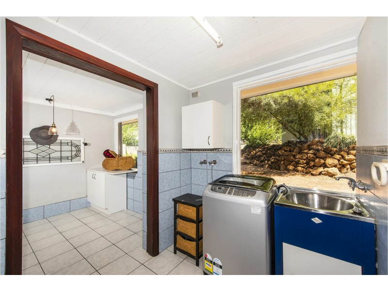 168 Carmel Road, Carmel WA 6076