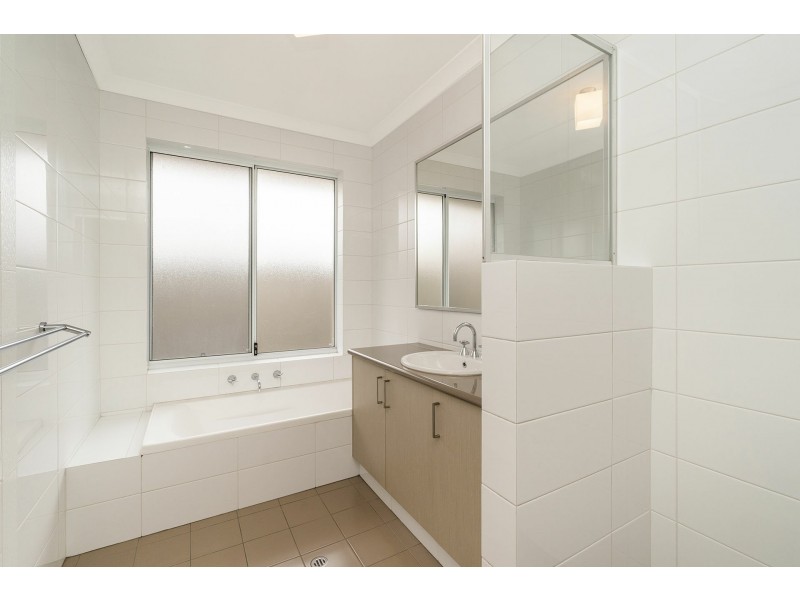 Unit 8/35 Murray Drive, High Wycombe WA 6057