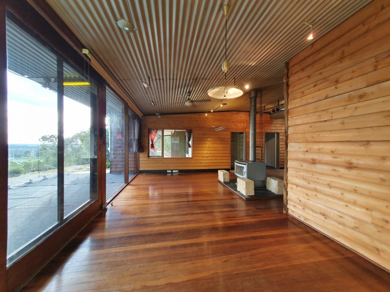24 Michael Crescent, Boya WA 6056