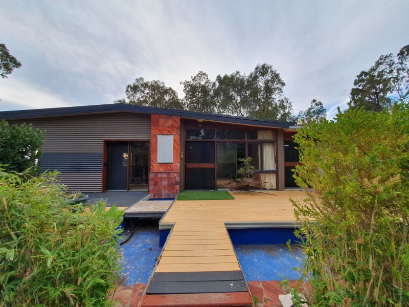 24 Michael Crescent, Boya WA 6056