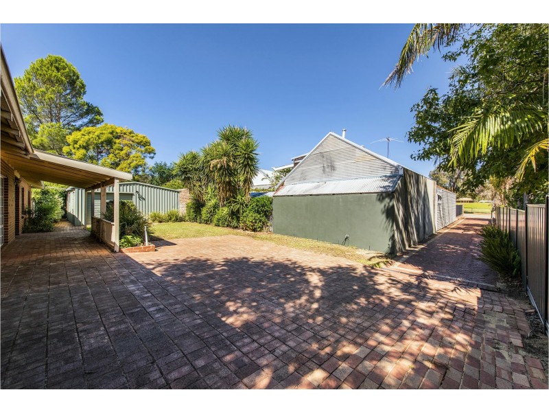 97 Salisbury Road, Swan View WA 6056