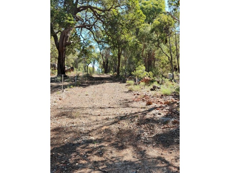 9775 Stoneville Road, Gidgegannup WA 6083
