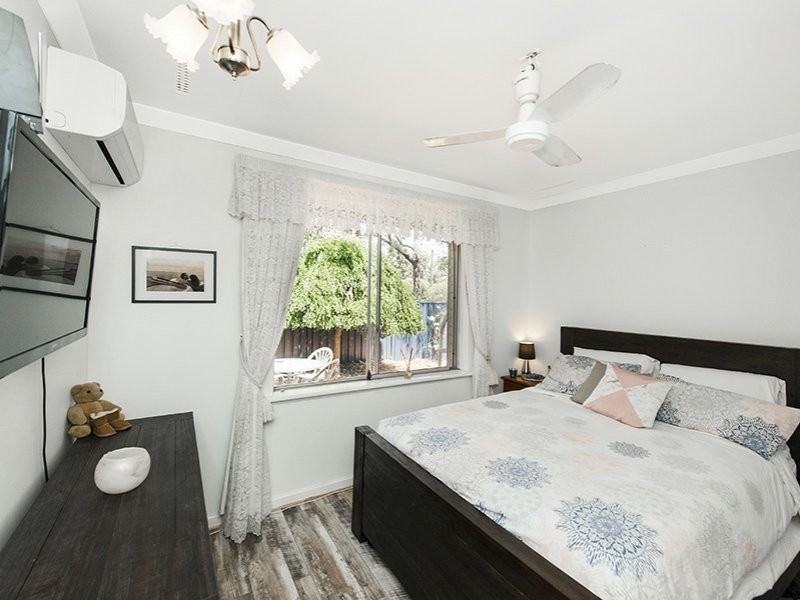 8 Anne Avenue, Walliston WA 6076