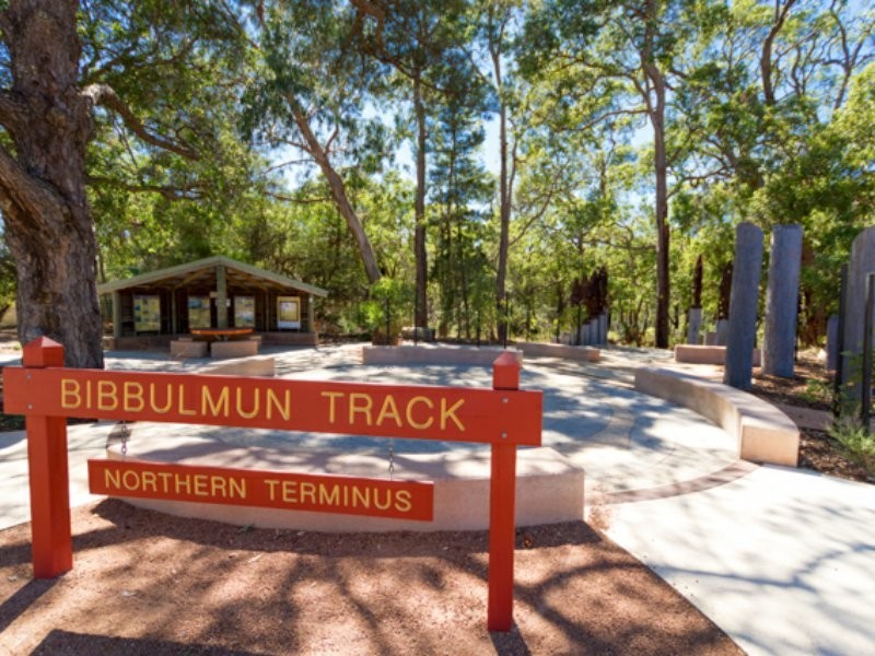 22 Urch Road, Kalamunda WA 6076