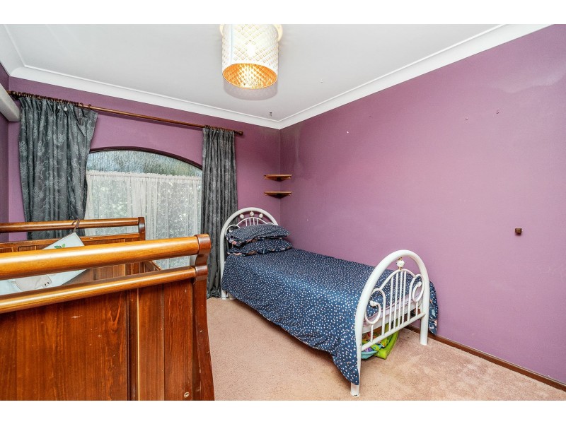 23 Hunter Drive, Lesmurdie WA 6076