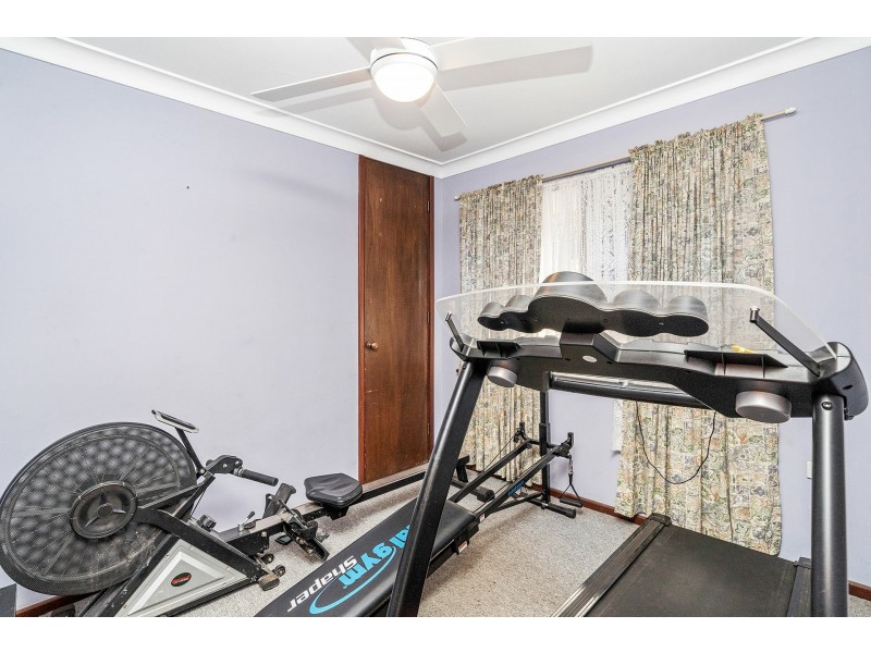 23 Hunter Drive, Lesmurdie WA 6076