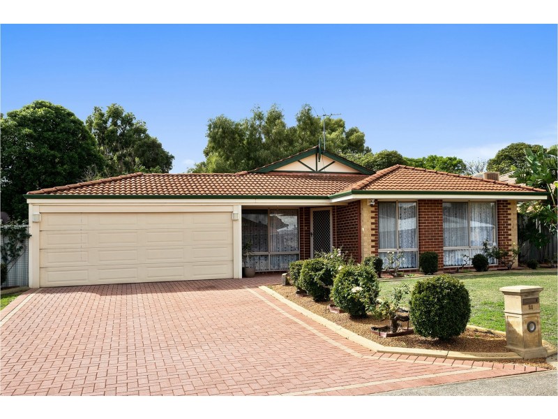 21 Emerald Court, Maida Vale WA 6057
